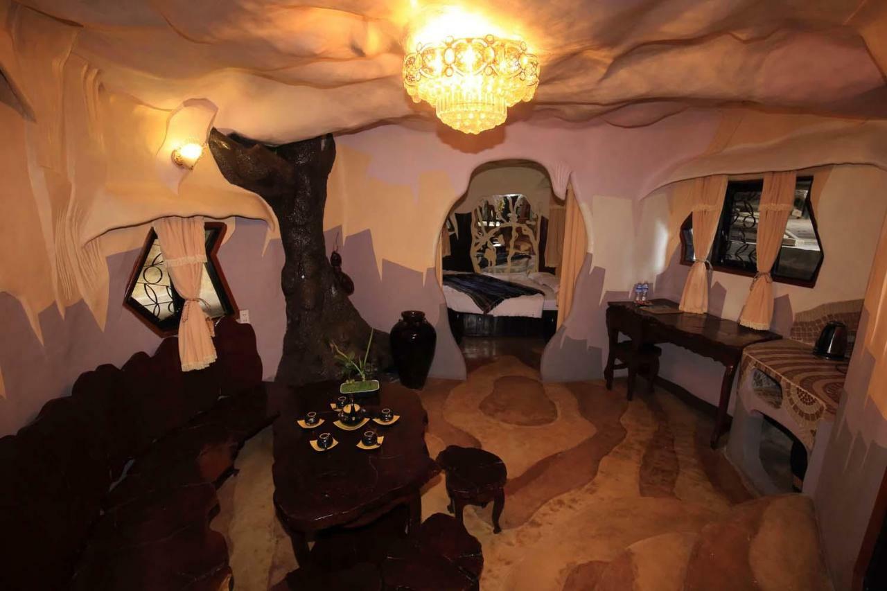 Ant Room